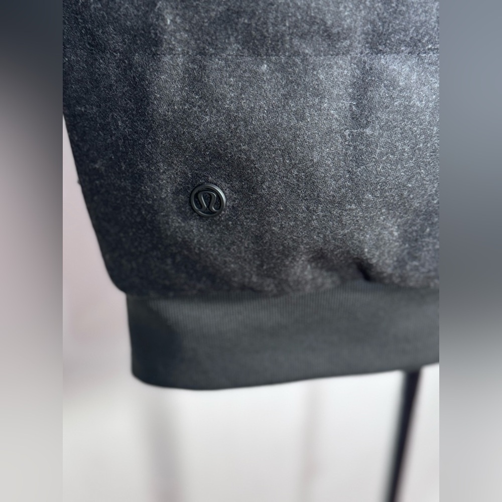 NWOT Lululemon Roam Far Wool Bomber Black / Heathered Black - Picture 14 of 14